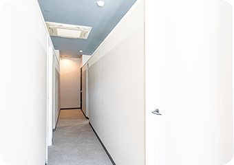 お部屋までの通路